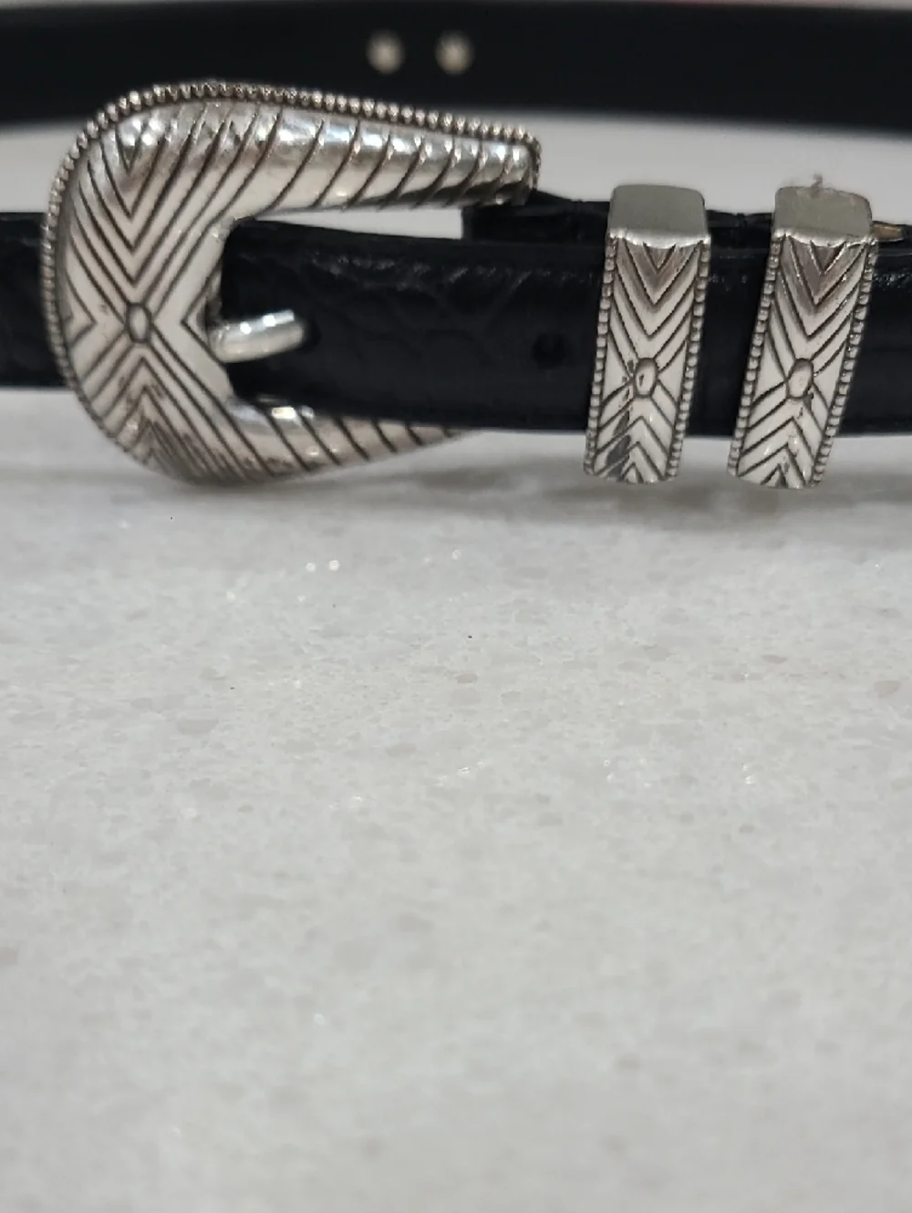 Fossil Black croc Embos Leather Belt with Silver Western-Style Buckle and Accent